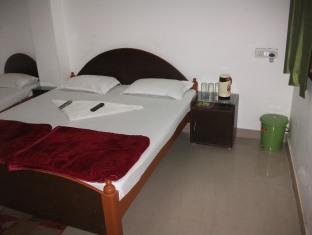 Surya Residency Paying Guest House Varanasi Exterior foto